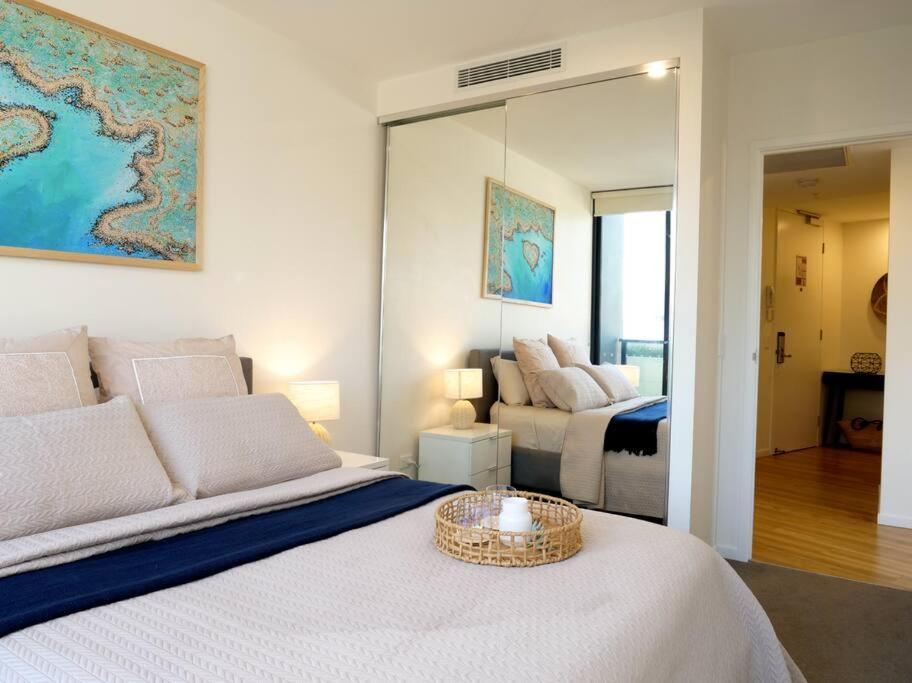 Modern 1 Brm Apartment With Pool Close To Beach Gold Coast Eksteriør bilde