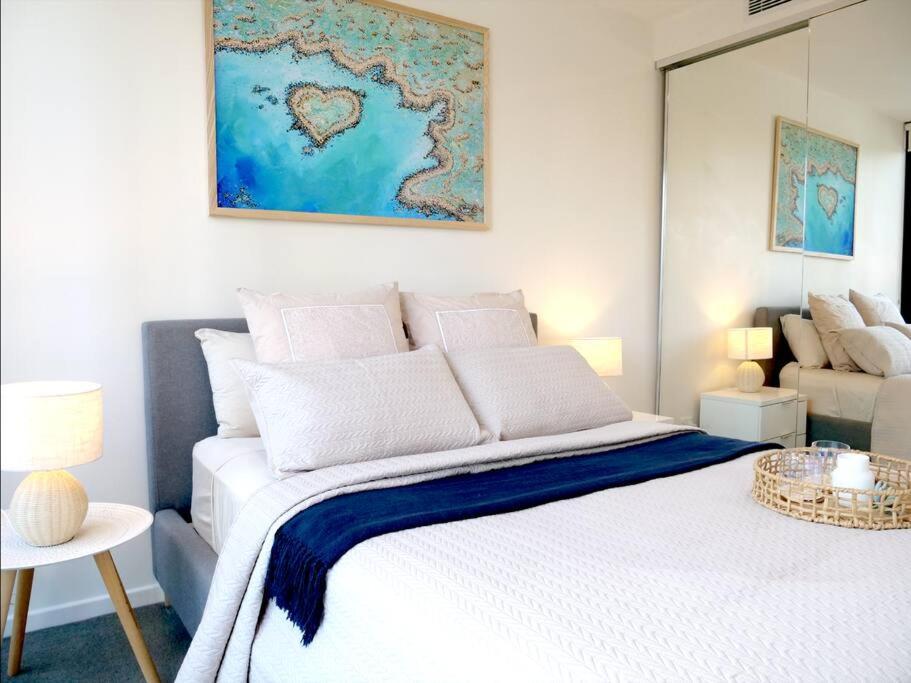 Modern 1 Brm Apartment With Pool Close To Beach Gold Coast Eksteriør bilde